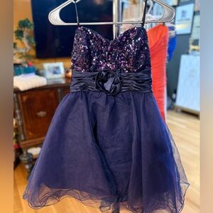 Juniors Homecoming Dress size 9